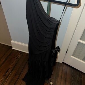 Elegant Black One-Shoulder Dress